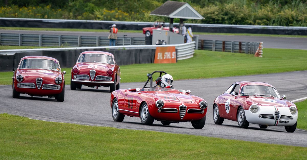 découvrez les étapes essentielles pour retirer les sièges d’une alfa romeo spider et accéder facilement à leur fixation.