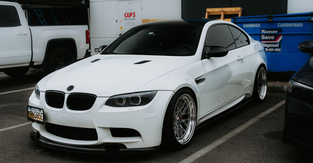 découvrez comment remplacer le rétroviseur extérieur de votre bmw e92 m3 : conseils, étapes clés et éléments à vérifier pour une installation adaptée.