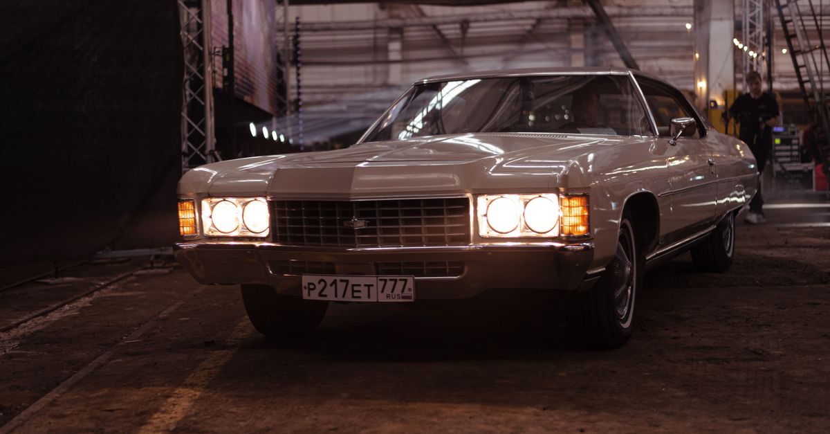 découvrez comment remplacer les ampoules de votre chevrolet biscayne et choisir les bonnes pièces pour un éclairage fiable.