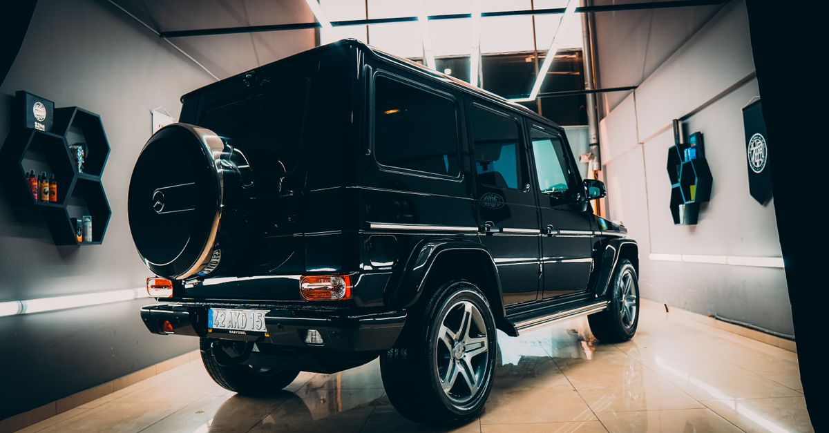 découvrez comment vérifier le niveau de liquide de frein d’une mercedes classe g, repérer les signes d’alerte et effectuer ce contrôle en toute sécurité.