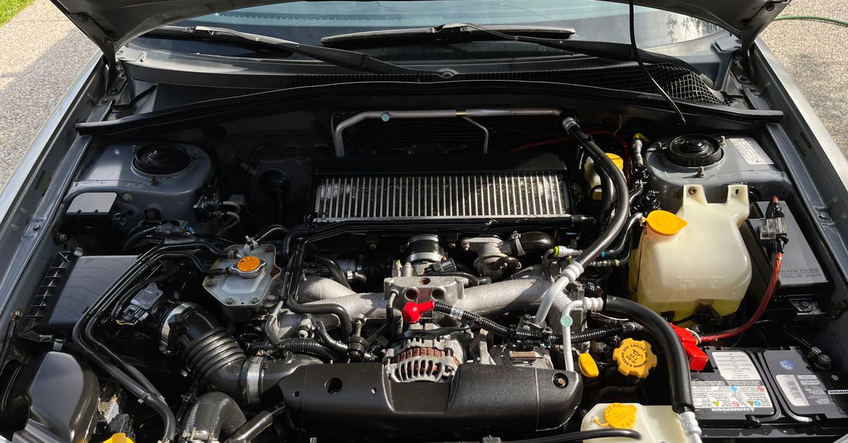 découvrez comment vérifier et ajuster le niveau de liquide de refroidissement de votre kia magentis pour aider à prévenir la surchauffe du moteur.