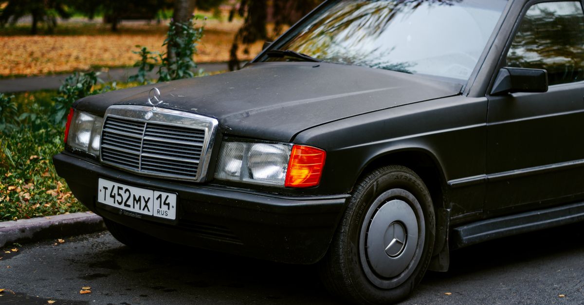 découvrez quand et comment remplacer les amortisseurs d’une mercedes 190 sl pour retrouver confort de conduite, tenue de route et sécurité.