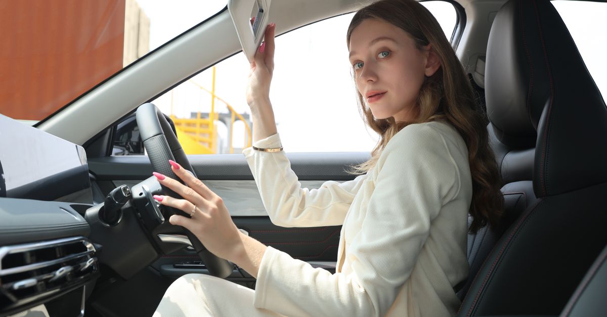 apprenez à régler les rétroviseurs de votre mitsubishi eclipse cross pour améliorer votre visibilité et conduire en toute sécurité.