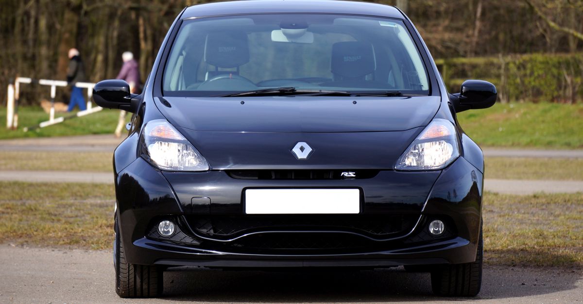 découvrez quand effectuer la vidange d’une renault clio selon le modèle, le moteur et les recommandations du carnet d’entretien.