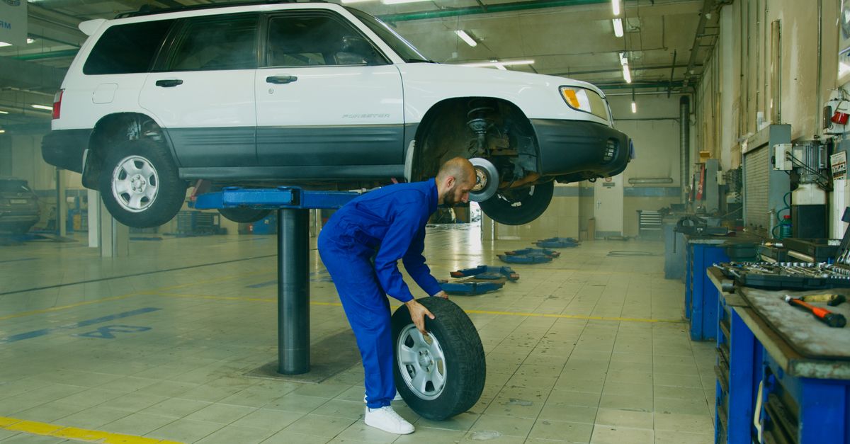 découvrez les étapes essentielles pour changer une roue sur la saab aero x, avec des conseils pratiques pour intervenir en toute sécurité.