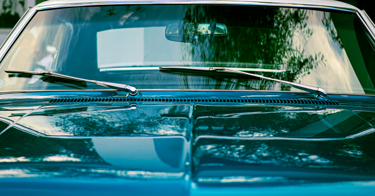 remplacez les balais d’essuie-glace de votre fiat 1500 : découvrez comment choisir les bonnes dimensions et retrouver une visibilité optimale.
