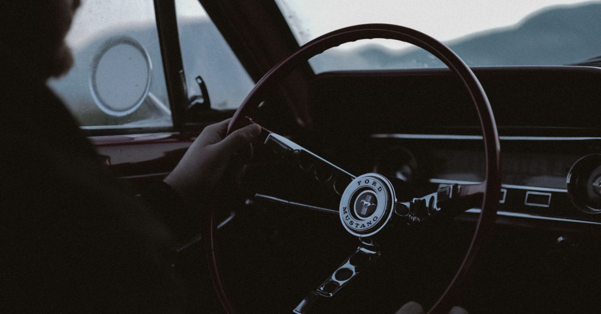 découvrez comment remplacer le volant de votre ford f-250 : étapes essentielles, outils nécessaires et conseils pour une installation sûre et compatible.