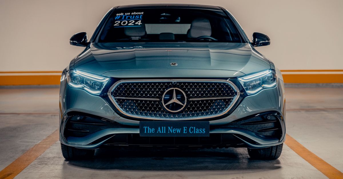 découvrez comment remplacer l’ampoule de phare de votre mercedes classe e : étapes, outils nécessaires et conseils pour une intervention réussie.