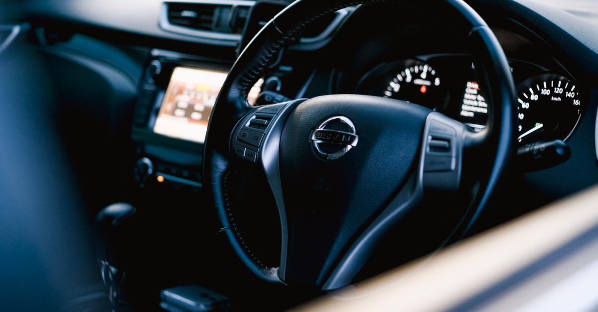 découvrez comment remplacer le volant de votre nissan evalia et choisissez une solution adaptée pour retrouver confort et sécurité au volant.